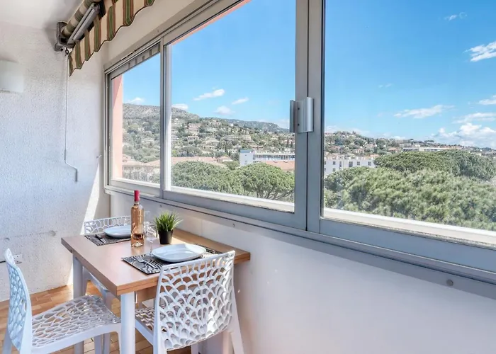 T2 600 M From The Beach! Air-conditioned Daire *