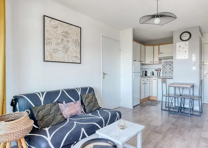 T2 600 M From The Beach! Air-conditioned *