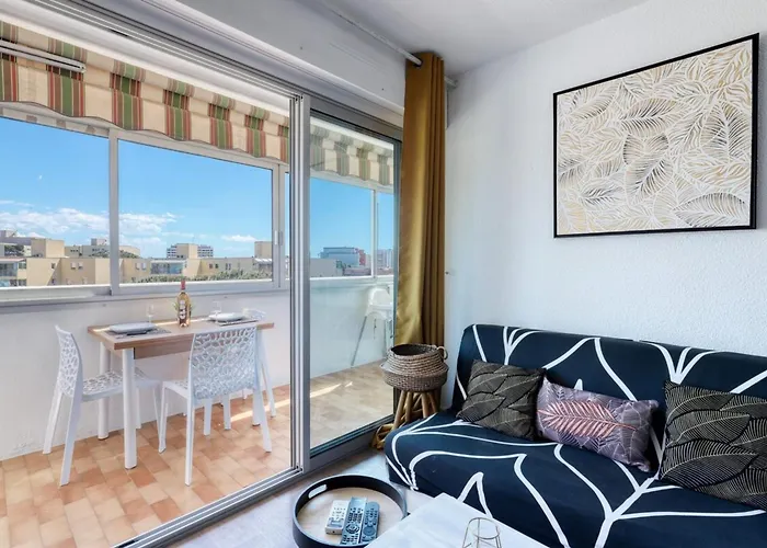 Apartment T2 600 M From The Beach! Air-conditioned *