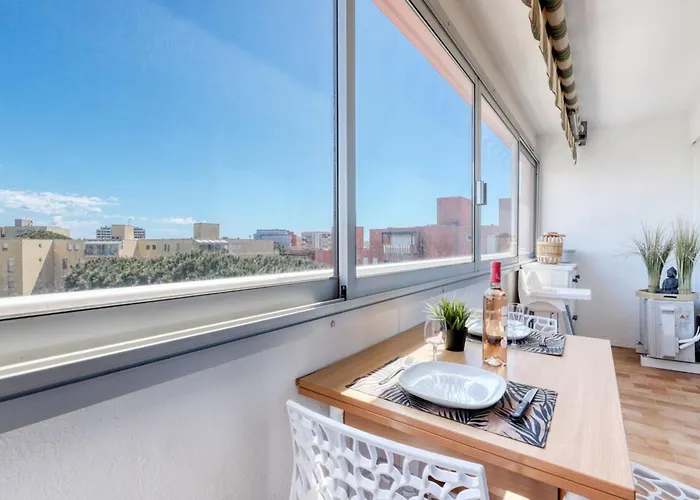 T2 600 M From The Beach! Air-conditioned Lägenhet